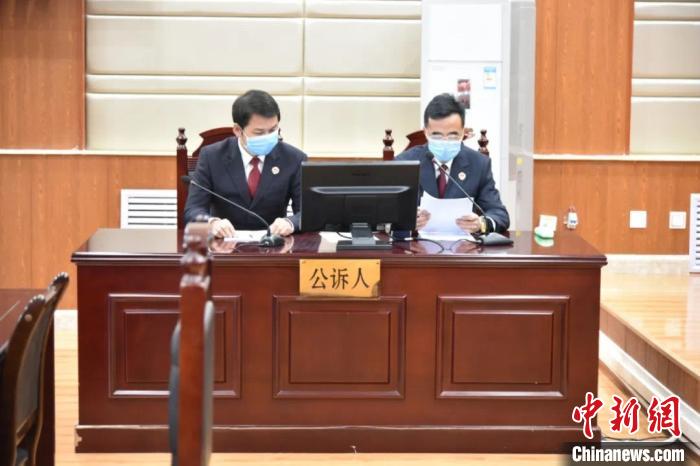 圖為庭審現(xiàn)場(chǎng)。　馬明灝 攝